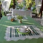 Carol E Bed & Breakfast 3*