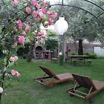 Bed & Breakfast Carol E