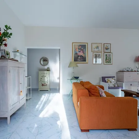 Bed & Breakfast Carol E Tollo