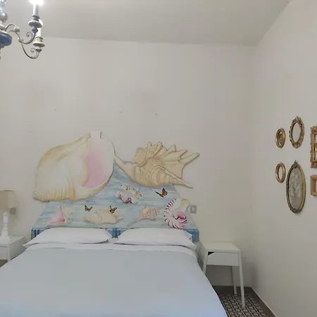 Carol E Bed & Breakfast Tollo