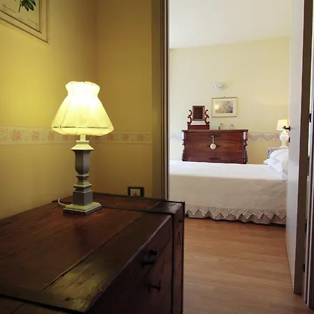 Carol E Bed & Breakfast Tollo