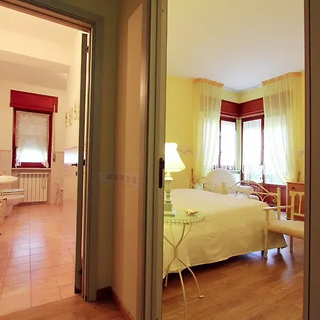 Carol E Bed and breakfast