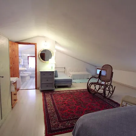 Carol E Bed and breakfast