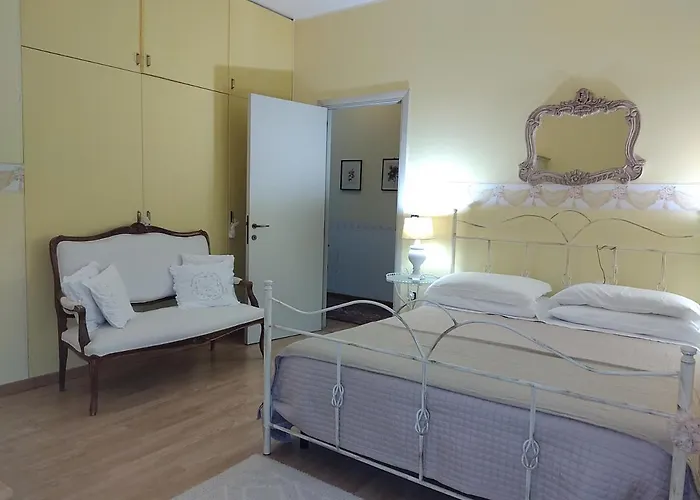 Carol E Bed & Breakfast Tollo